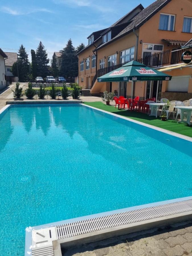 Beach Taban Vendeghaz Balatonlelle Exteriör bild